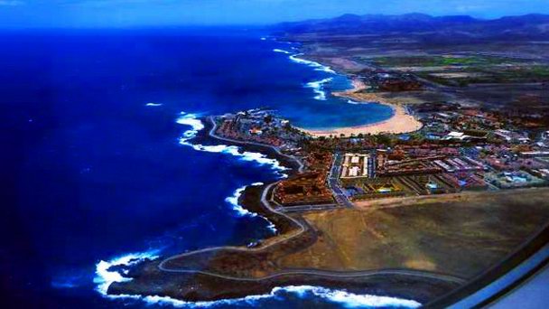 Туристическая деревня Калета-де-Фусте на Канарских островах Туристическая деревня Калета-де-Фусте на Канарских островах