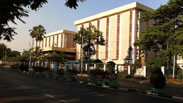 Национальный музей Мьянмы в Янгоне Национальный музей Мьянмы в Янгоне