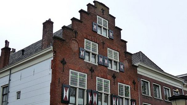 Замок Грийсестеин в Утрехте