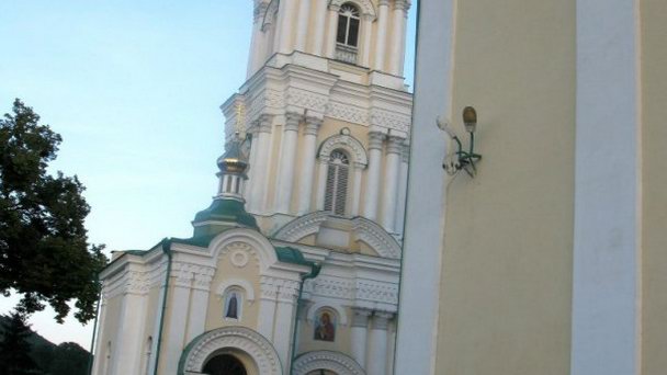 Кременецкий женский монастырь в Тернополе Кременецкий женский монастырь в Тернополе