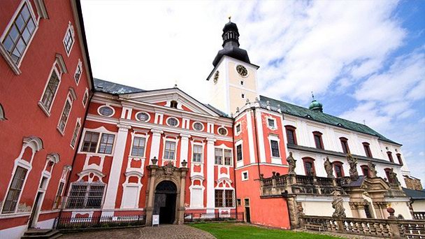 Броумовский монастырь в Градец-Кралове