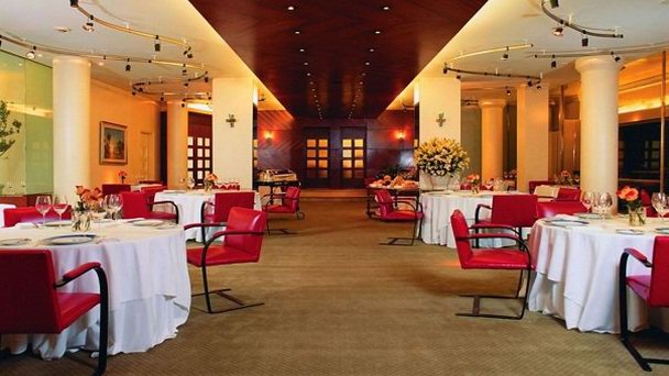 Ресторан La Bourgogne в Буэнос-Айресе