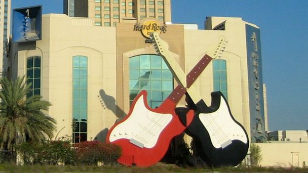 Hard Rock Cafe в Дубае Hard Rock Cafe в Дубае