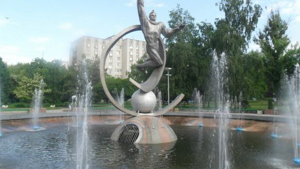 Фонтан на Соборной площади в Житомире