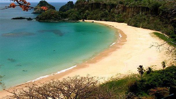 Пляж Санчо в Сеаре