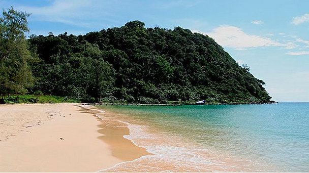 Пляж Lazy в Сиануквиле Пляж Lazy в Сиануквиле