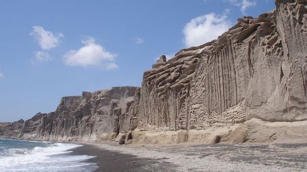 Пляж Влихада на Санторини