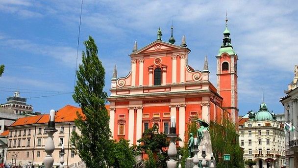 Францисканская церковь Благовещения в Любляне Францисканская церковь Благовещения в Любляне