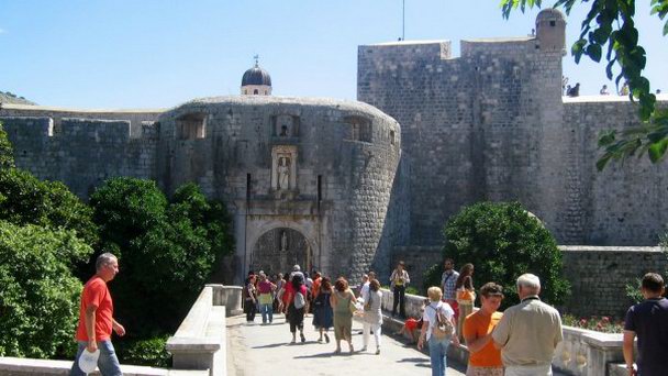 Городские ворота Пиле в Дубровнике