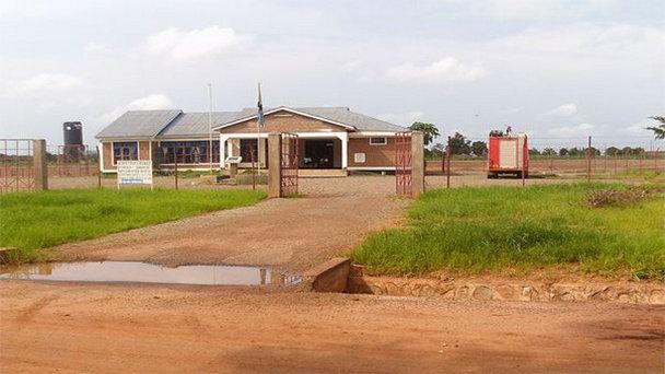 Аэропорт Вави в Маньяре