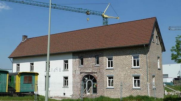 Замок Он Генхоес в Лимбурге Замок Он Генхоес в Лимбурге