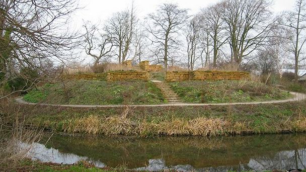 Руины замка Клиф в Харлеме