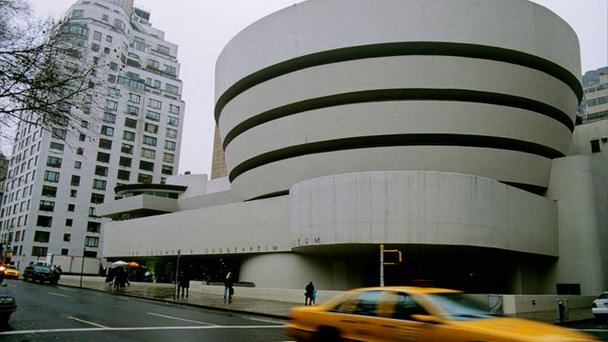 Музей Гуггенхайма в Бильбао