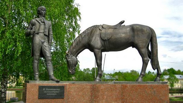 Памятник поэту Батюшкову в Вологде