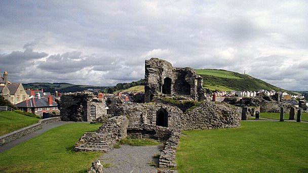 Замок Абериствит в Уэльсе Замок Абериствит в Уэльсе