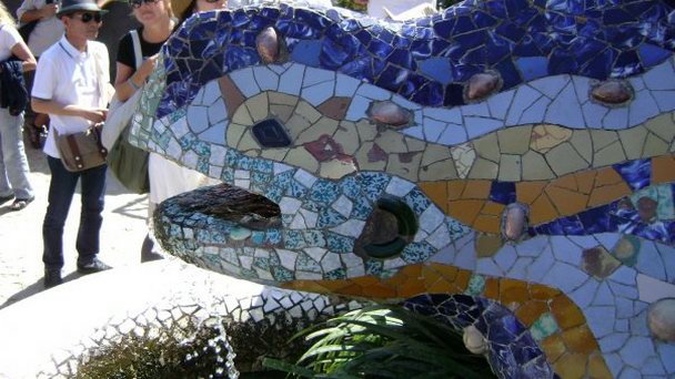 Ящерка Гауди в Барселоне