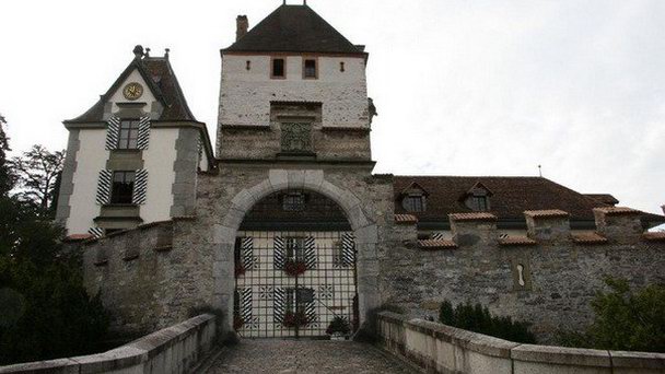 Замок Интерлакен в Берне