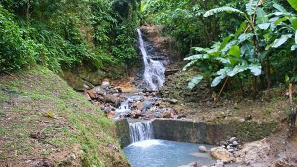 Минеральные источники Минерал-Бетс в Сент Люсии Минеральные источники Минерал-Бетс в Сент Люсии