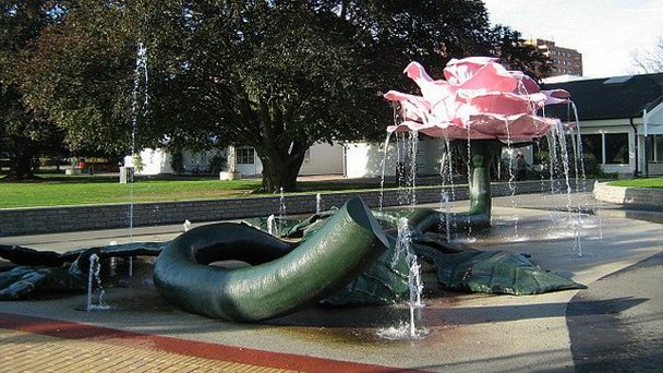 Парк культуры и отдыха Фолькетс в Мальмо