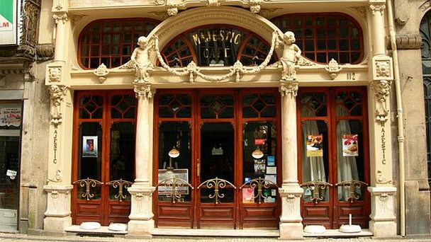 Кафе Majestic в Порту Кафе Majestic в Порту