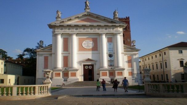 Дуомо в Венето