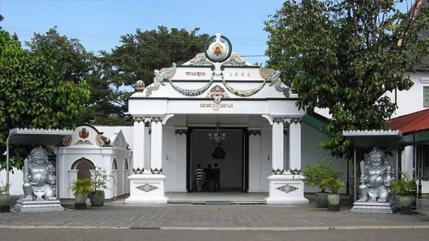 Королевский дворец Джокьякарта на Яве