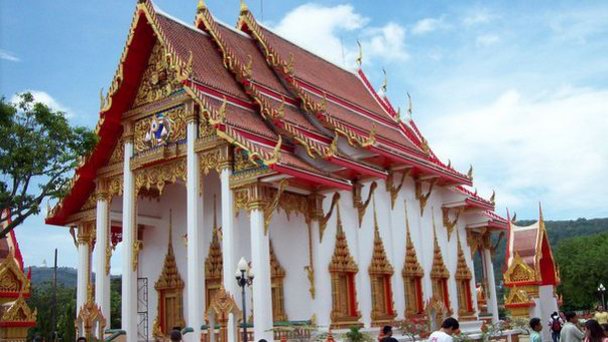 Храм Ват Чалонг на Пхукет