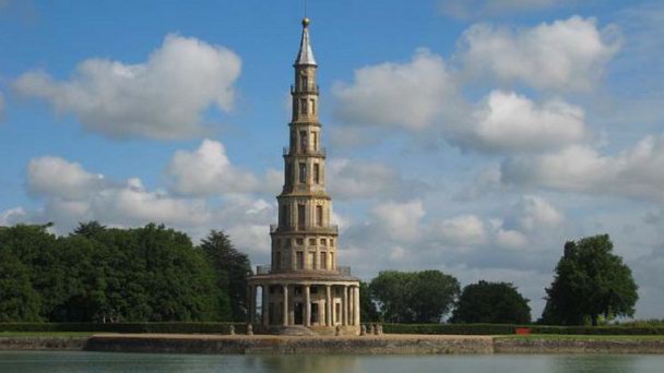 Пагода герцога Шуазеля в Долине Луары