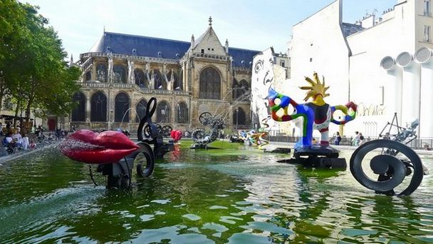 Фонтан Стравинского в Париже