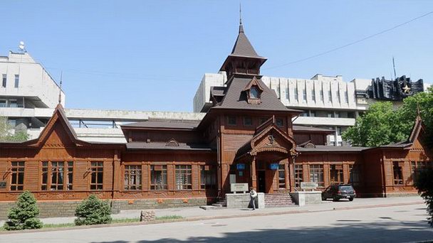 Государственный музей народных музыкальных инструментов в Алматы