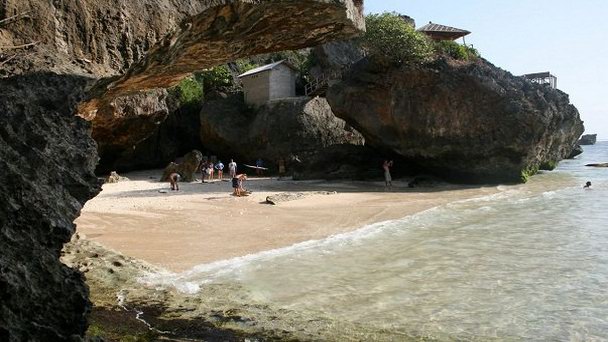 Пляж Улувату на Бали