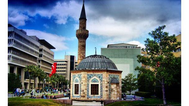 Мечеть Йалы в Измире