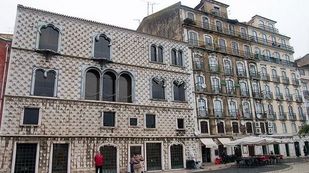 Дом Бикуш в Лиссабоне