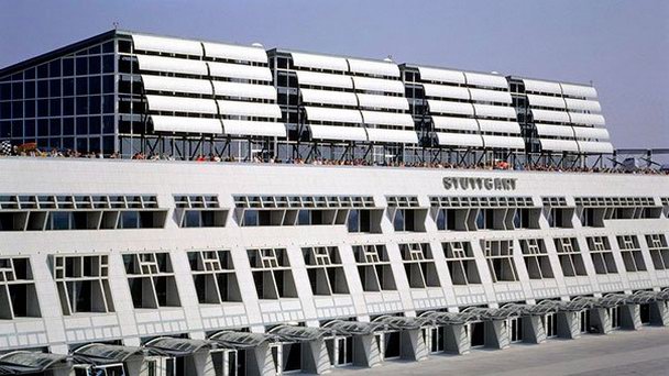 Аэропорт Штутгарт в Баден-Вюртемберге