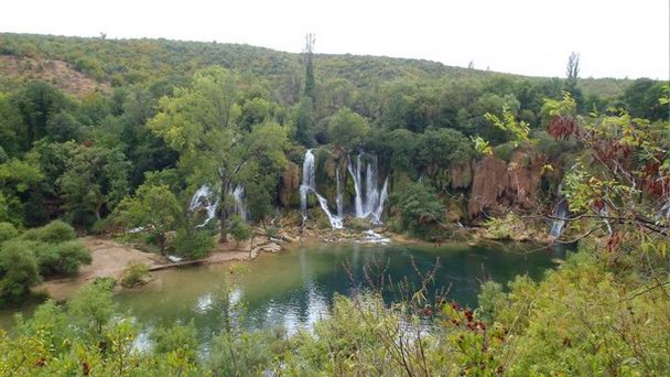 Водопад Кравица в Вручице
