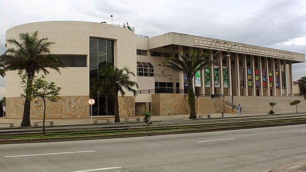 Центральная библиотека Хорхе Гарсес Borrero в Кали