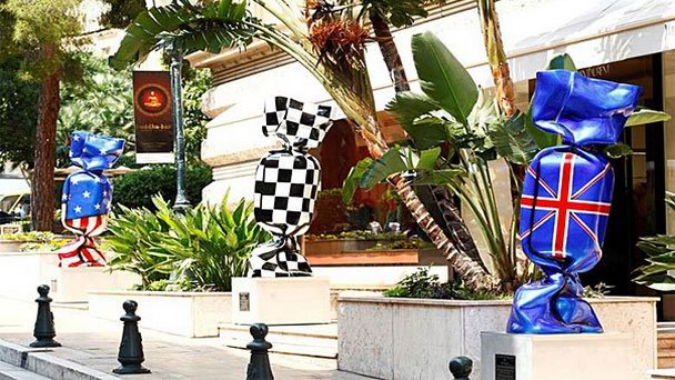 Выставочный центр арт-конфет Лоуренса Дженкеля в Валенсии Выставочный центр арт-конфет Лоуренса Дженкеля в Валенсии