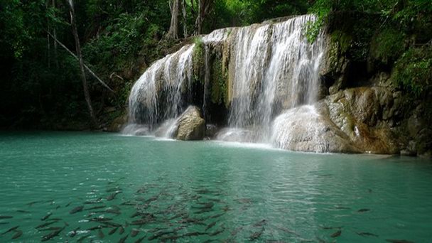 Водопад Erawan в Канчанабури