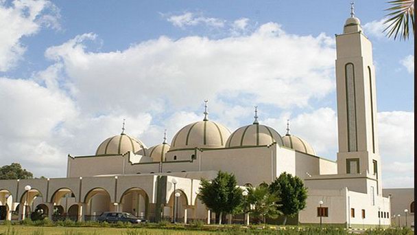 Мечеть Ахмад-паши Караманли в Триполи Мечеть Ахмад-паши Караманли в Триполи