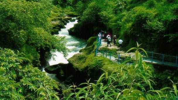 Водопад Давида в Покхаре