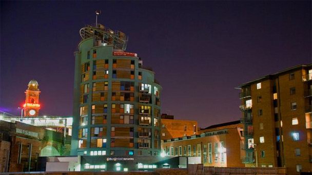 Зеленый дом в Англии