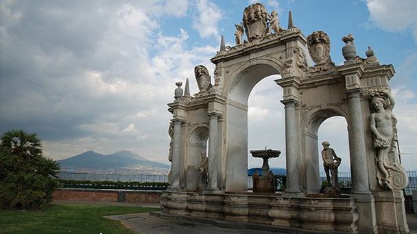 Фонтан Гиганта в Неаполе