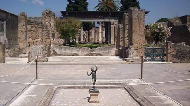 Дом Фавна в Кампании Дом Фавна в Кампании