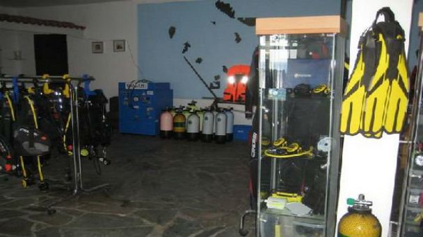 Центр Дайвинга ScubAndros в Андросе