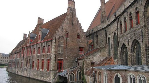 Старая больница Сент-Джонса в Брюгге