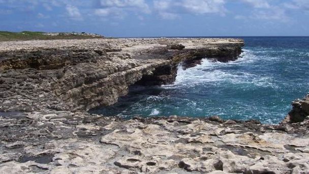 Дьявольский Мост в Барбуде