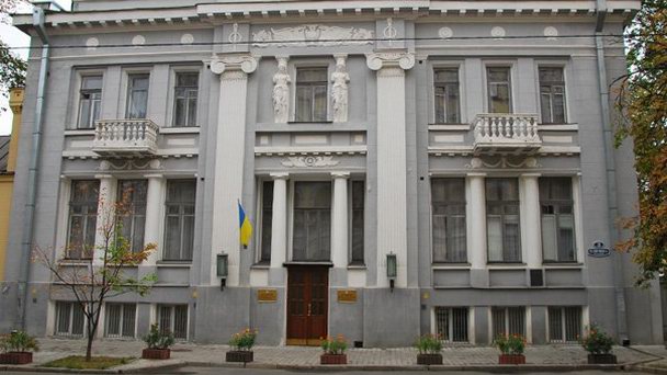 Дом с кариатидами в Киеве