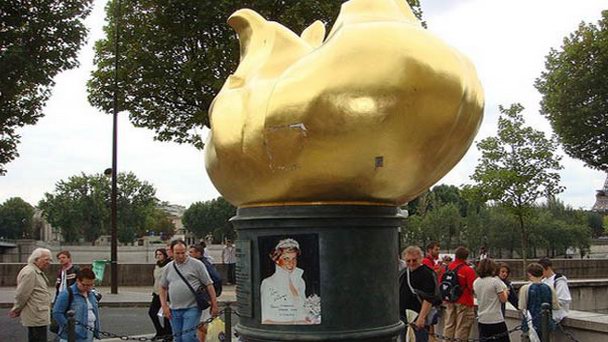 Пламя Свободы в Париже