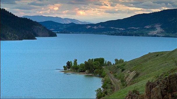 Озеро Каламалка в Британской Колумбии