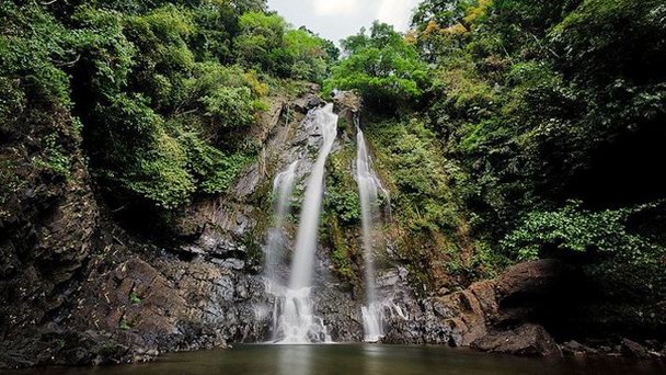 Водопад Тамнанг в Провинции Пханг Нга